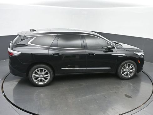 Used 2022 Buick Enclave Essence w/ Experience Buick Package FWD image 42