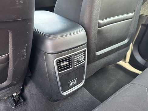 Used 2023 Dodge Charger Scat Pack w/ Navigation & Travel Group RWD image 18