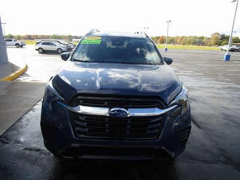 Used 2025 Subaru Ascent Premium w/ Premium Package image 8