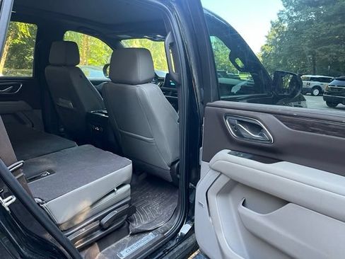 Used 2023 Chevrolet Tahoe Z71 w/ Max Trailering Package AWD/4WD image 12