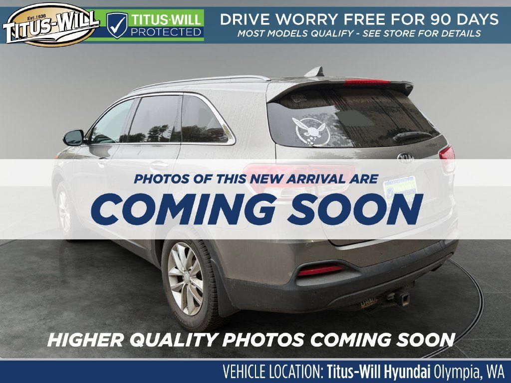 Used 2017 Kia Sorento FWD w/ LX Convenience Package image 4