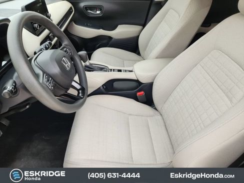 Used 2023 Honda HR-V LX image 13