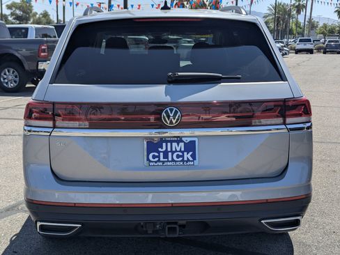 Used 2024 Volkswagen Atlas SE FWD image 3