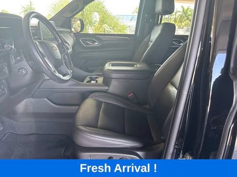 Used 2022 Chevrolet Tahoe LT w/ LT Signature Package RWD image 2