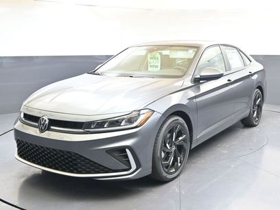 New 2025 Volkswagen Jetta SE