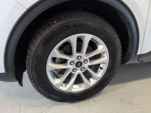 Used 2022 Ford Escape SE w/ Convenience Package AWD/4WD image 9