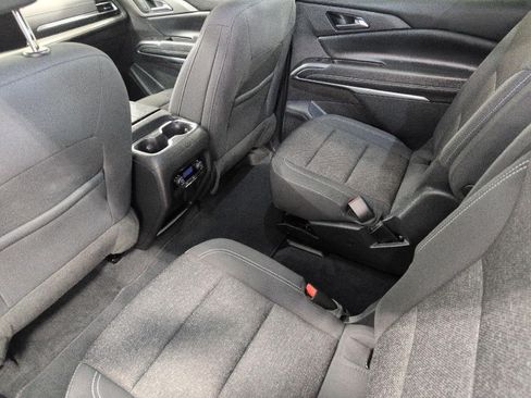Used 2024 Chevrolet Traverse LT w/ Trailering Package AWD/4WD image 21