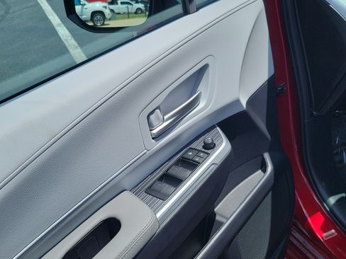 New 2026 Toyota Sienna XLE FWD image 20