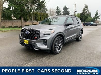 New 2026 Ford Explorer ST w/ Sun And Sound Package