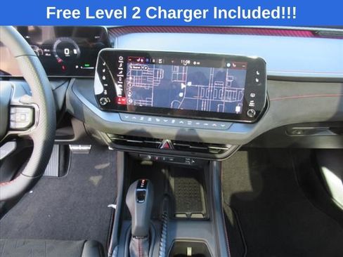 Used 2024 Dodge Charger R/T Scat Pack w/ Plus Group image 24