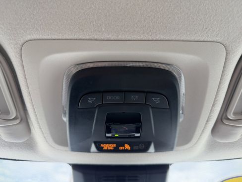 Used 2024 Toyota Corolla LE image 30