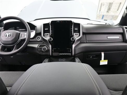 New 2026 RAM 1500 4x4 Crew Cab image 24