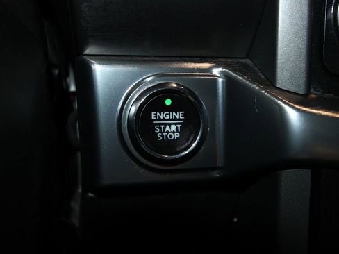 Used 2021 Ford F150 Lariat image 14