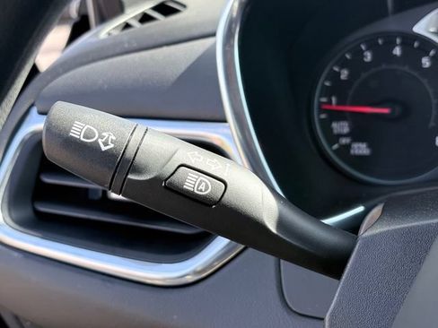 Used 2022 Chevrolet Equinox LT FWD image 14