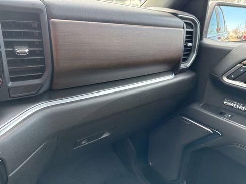 Used 2024 Chevrolet Silverado 1500 High Country w/ High Country Premium Package image 29