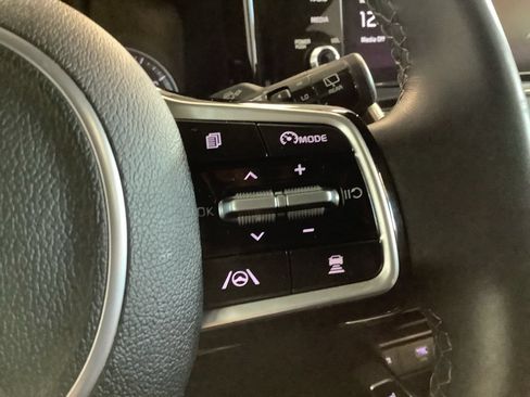 Certified 2023 Kia Sorento X-Line EX AWD/4WD image 26