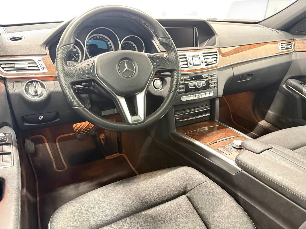 Used 2015 Mercedes-Benz E 350 4MATIC Wagon image 17