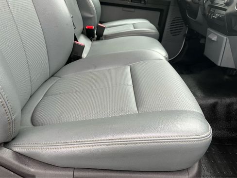 Used 2015 Ford F550 4x4 Regular Cab Super Duty image 45