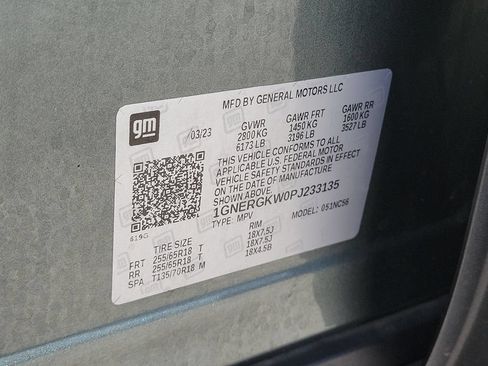 Used 2023 Chevrolet Traverse LT FWD image 28