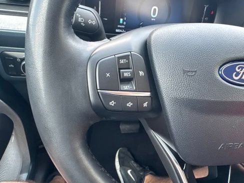 Used 2025 Ford Maverick XLT w/ XLT Luxury Package AWD/4WD image 17