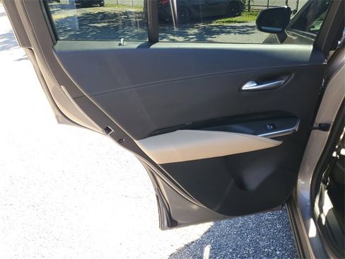 Used 2024 Cadillac XT4 Luxury image 30