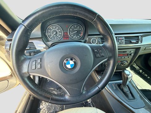 Used 2011 BMW 328i Convertible RWD image 35