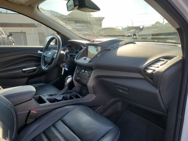 Used 2018 Ford Escape SEL w/ Ford Safe & Smart Package AWD/4WD image 32