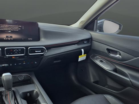 New 2026 Nissan Sentra SR w/ SR Premium Package FWD image 19
