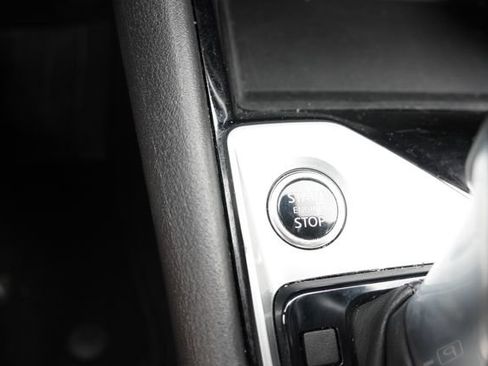 Used 2024 Nissan Altima 2.5 SV FWD image 26