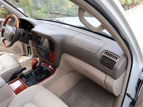 Used 2001 Lexus LX 470 4WD image 31