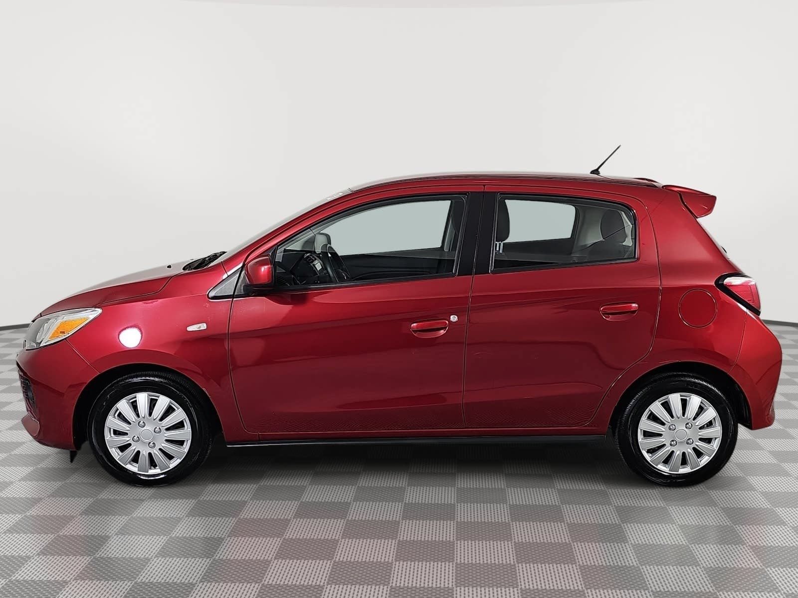 Used 2024 Mitsubishi Mirage ES FWD image 5