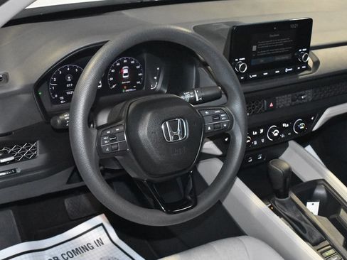 Used 2024 Honda Accord EX image 2