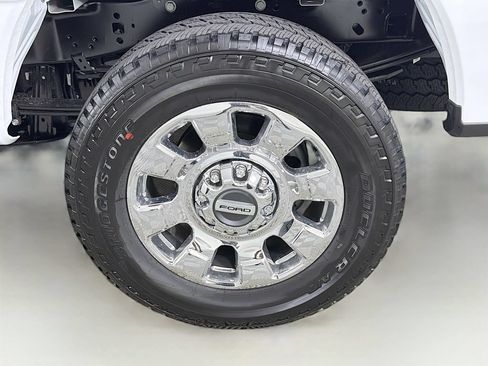New 2026 Ford F250 Lariat w/ Chrome Package AWD/4WD image 32