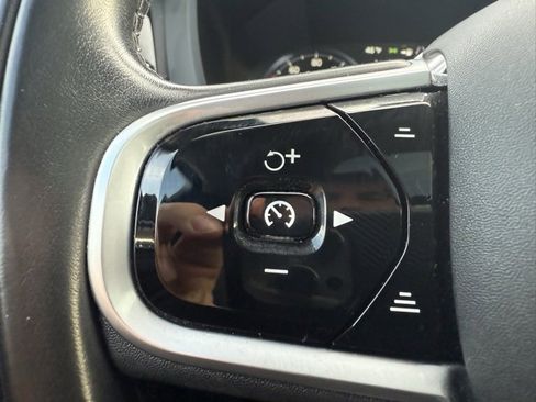 Used 2018 Volvo XC60 T5 Inscription w/ Convenience Package image 20