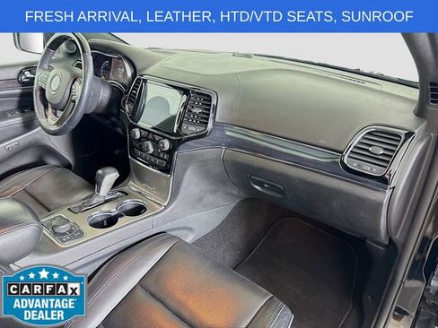 Used 2019 Jeep Grand Cherokee Overland AWD/4WD image 31
