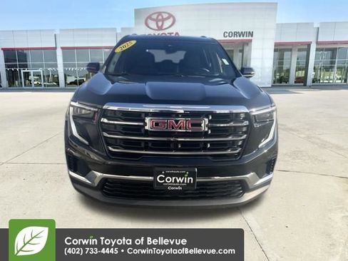 Used 2025 GMC Acadia Elevation image 8