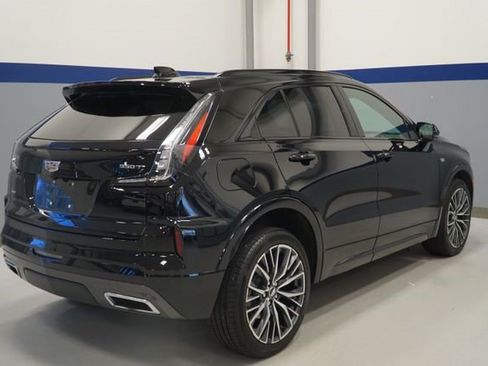 Certified 2024 Cadillac XT4 Sport AWD/4WD image 12