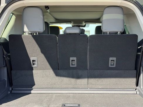 New 2025 Ford Expedition Active image 49