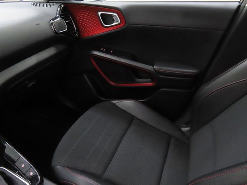 Used 2021 Kia Soul Turbo image 20