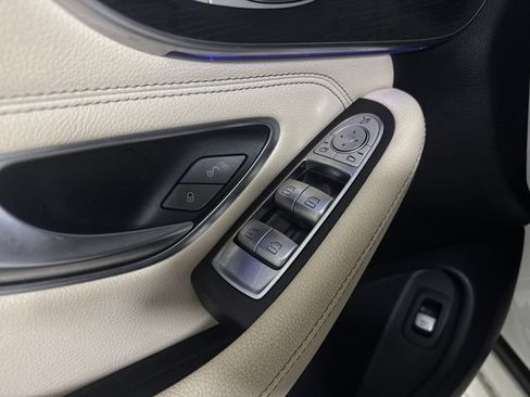 Used 2021 Mercedes-Benz C 300 Cabriolet image 28