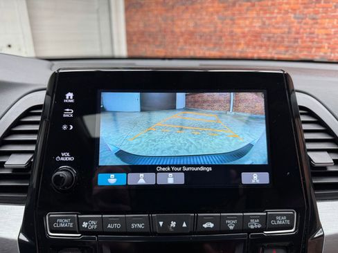 Used 2023 Honda Odyssey EX-L image 6