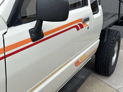 Used 1986 Toyota Pickup SR5 image 39