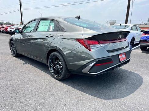 New 2026 Hyundai Elantra Sport FWD image 5
