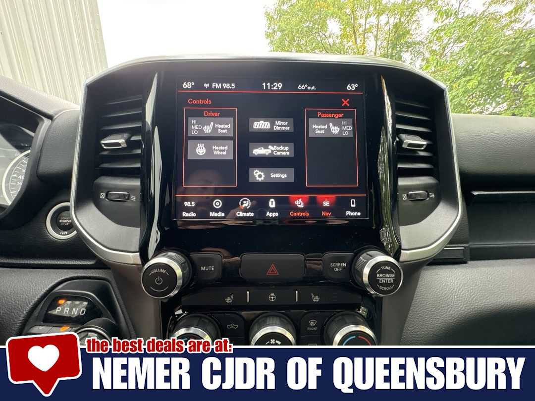 Used 2019 RAM 1500 Big Horn AWD/4WD image 19