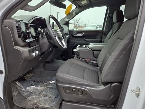 Used 2023 GMC Sierra 1500 Elevation image 3