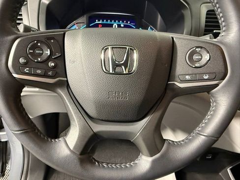 Used 2023 Honda Odyssey EX-L image 18