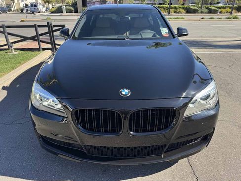 Used 2014 BMW 740i image 11