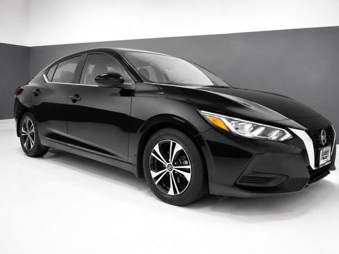 Certified 2023 Nissan Sentra SV FWD image 7