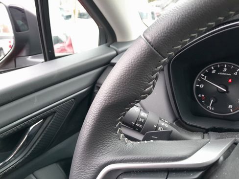 Certified 2025 Subaru Legacy Premium image 17