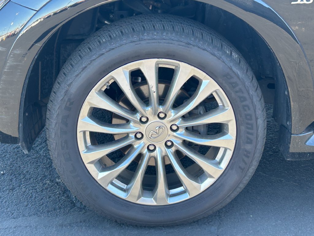 Used 2017 INFINITI QX80 4WD w/ Deluxe Technology Package image 12